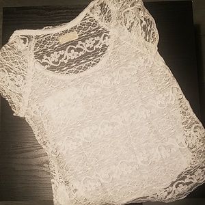 💥3/$10💥Hollister white blouse